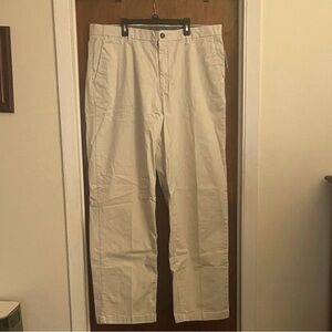 Amazon Essentials Crisp Khaki Beige Trousers